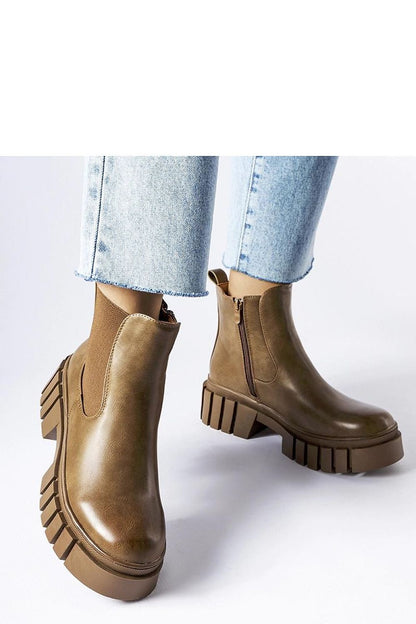  Laarsjes model 204619 Solea 