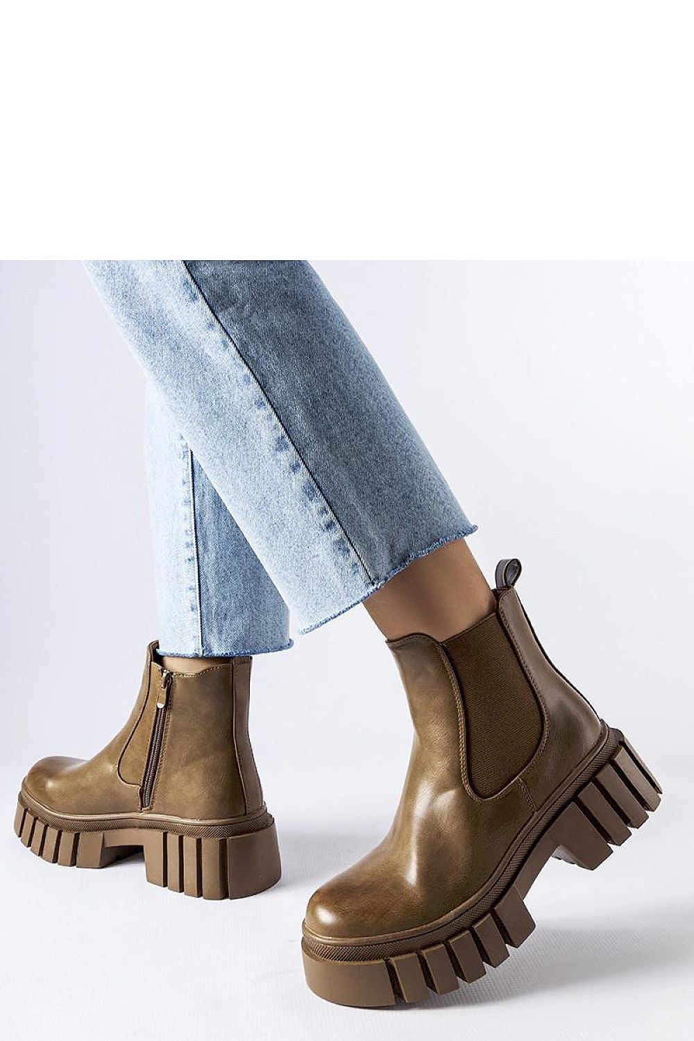  Laarsjes model 204619 Solea 