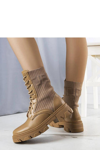 Laarsjes model 204629 Solea 