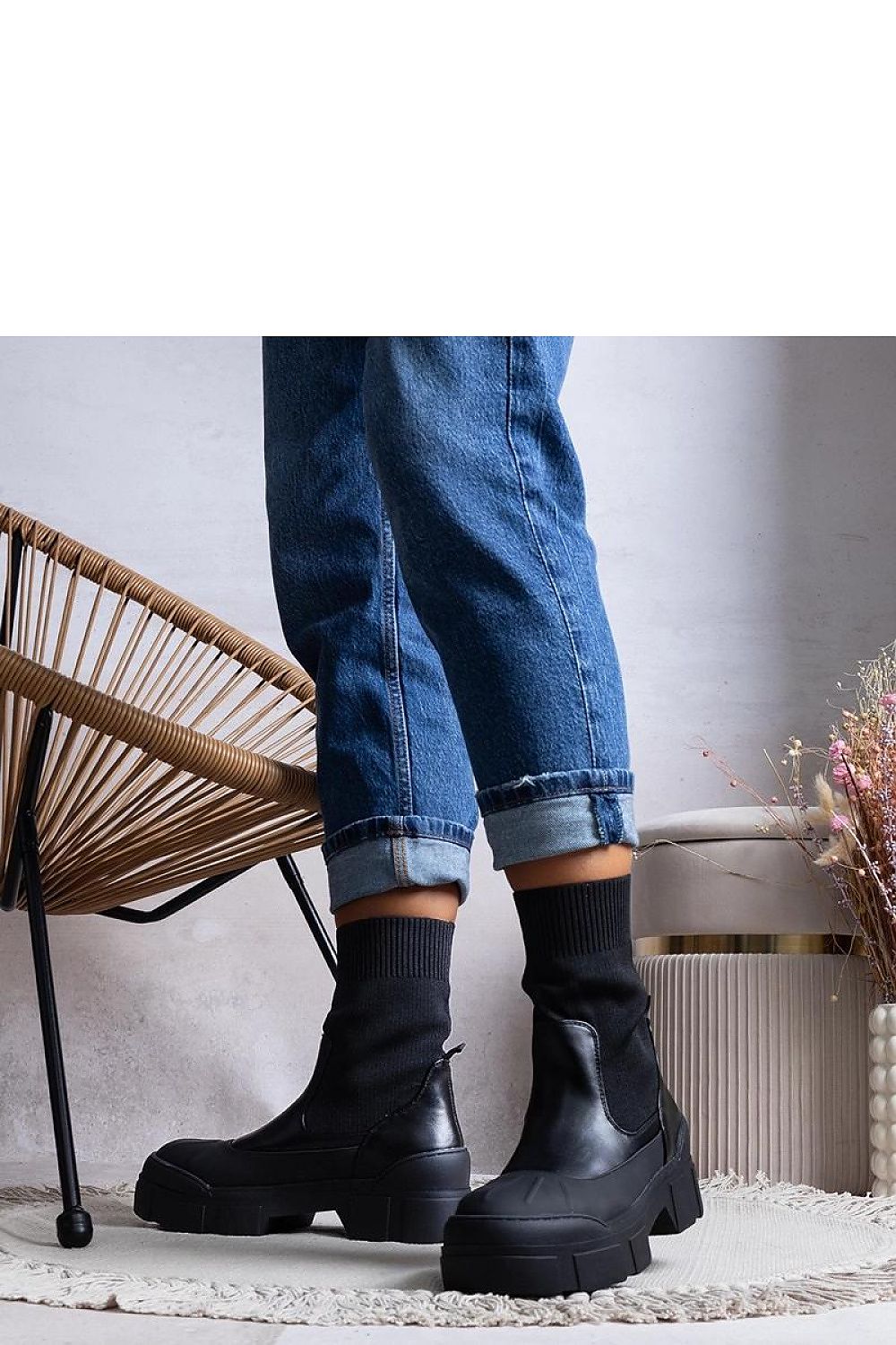  Laarsjes model 204637 Solea 