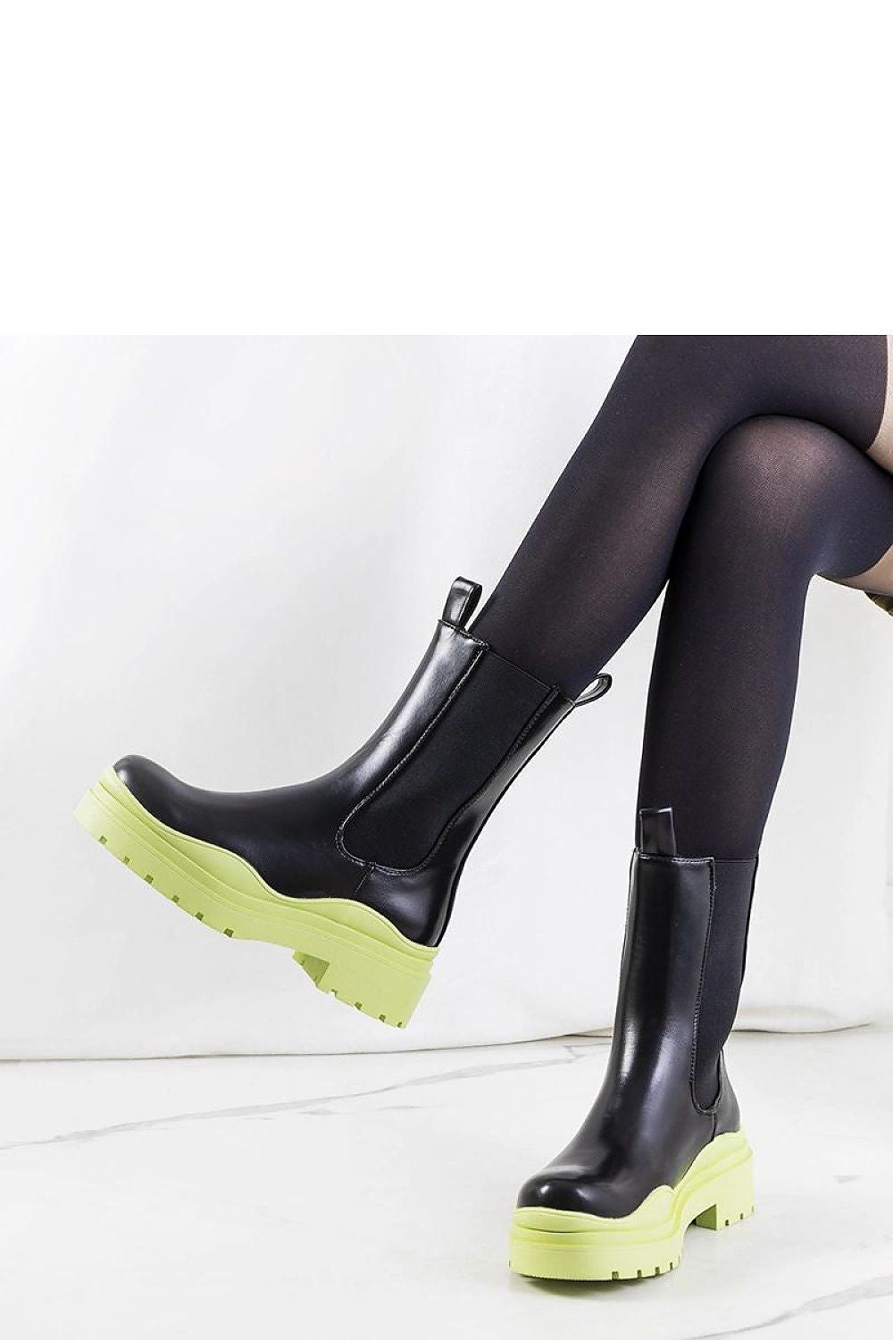  Laarsjes model 204638 Solea 