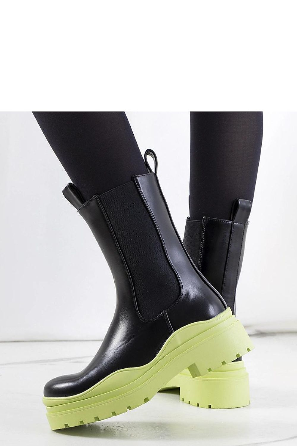  Laarsjes model 204638 Solea 