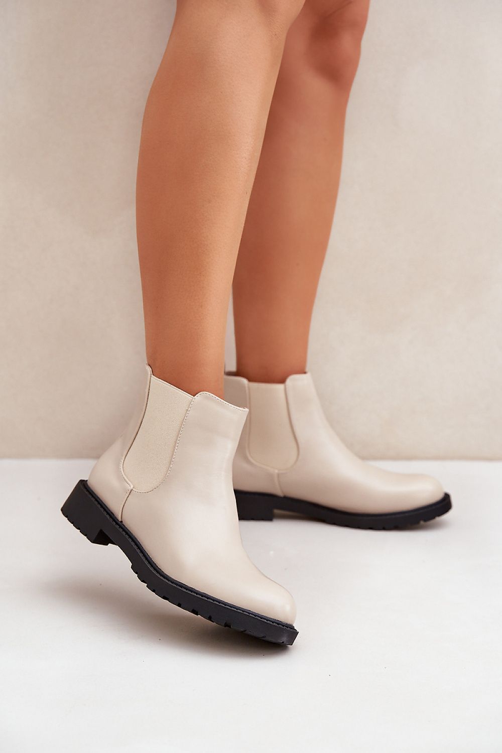  Chelsea boots model 204689 Step in style 