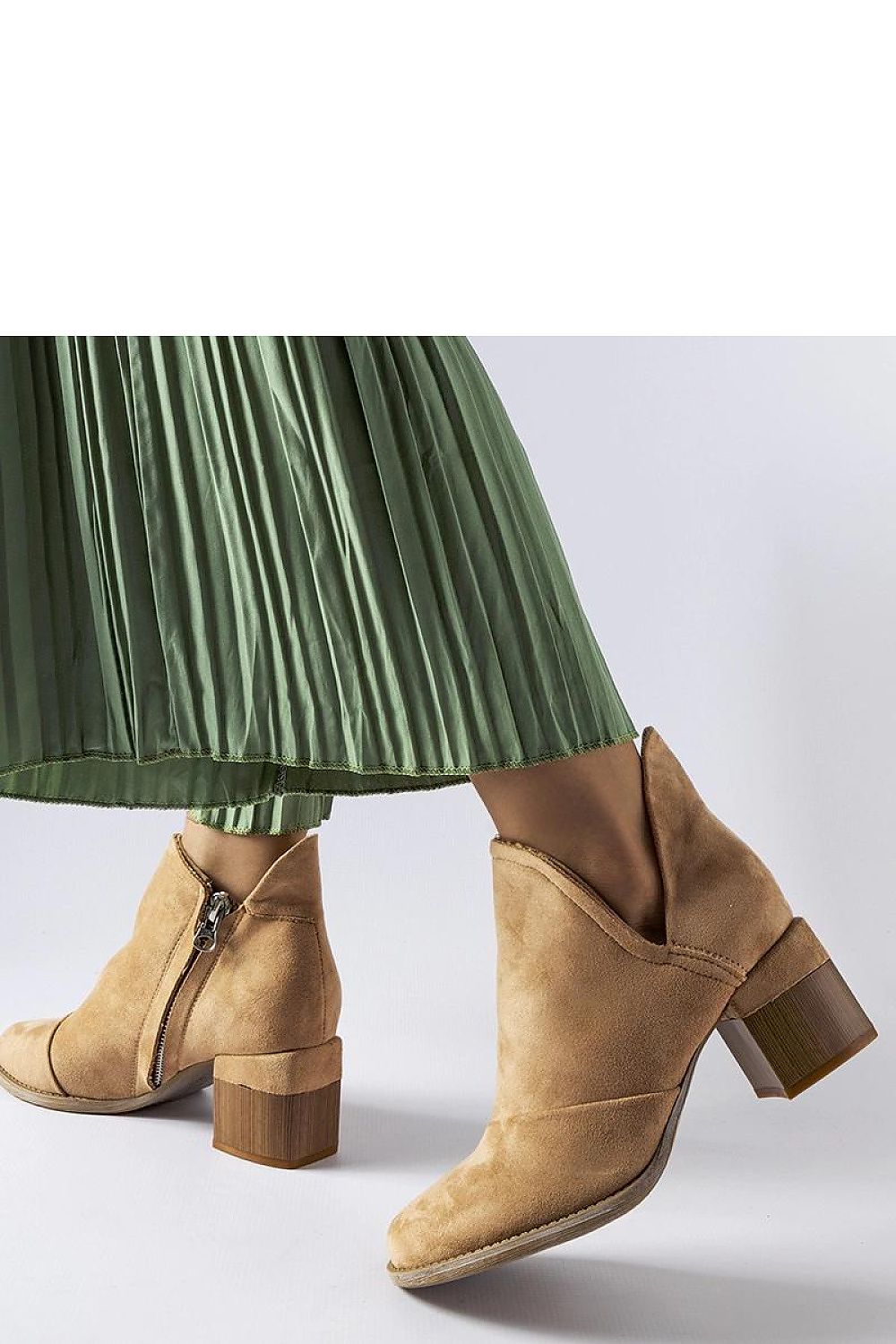  Laarsjes op sleehak model 204771 Solea 