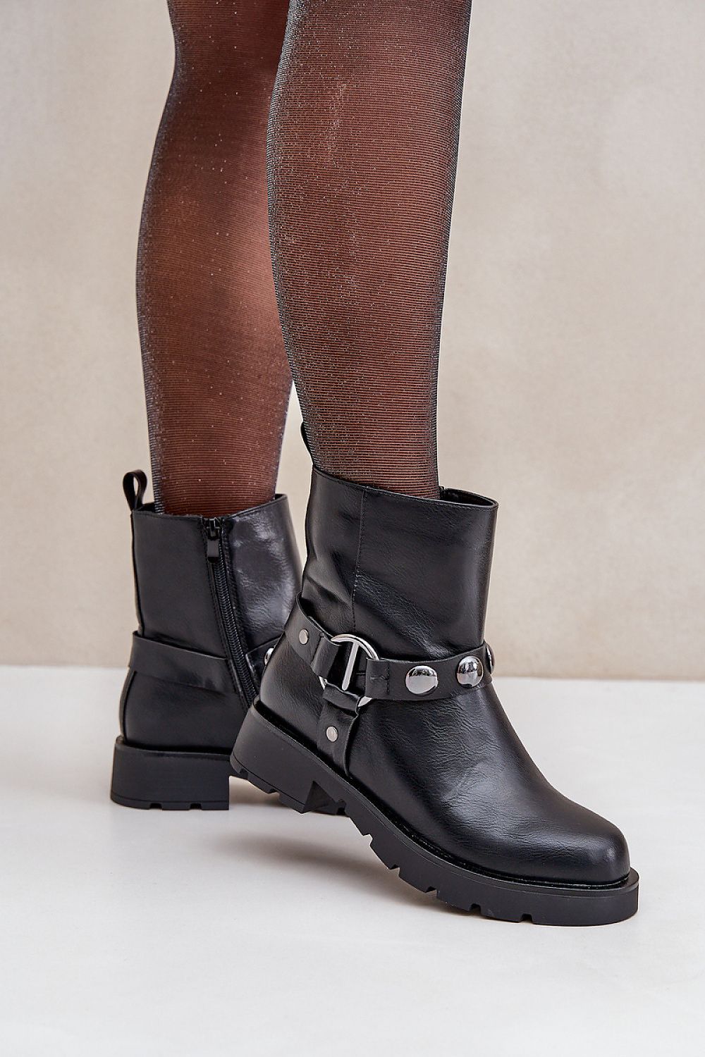  Laarsjes model 204785 Step in style 