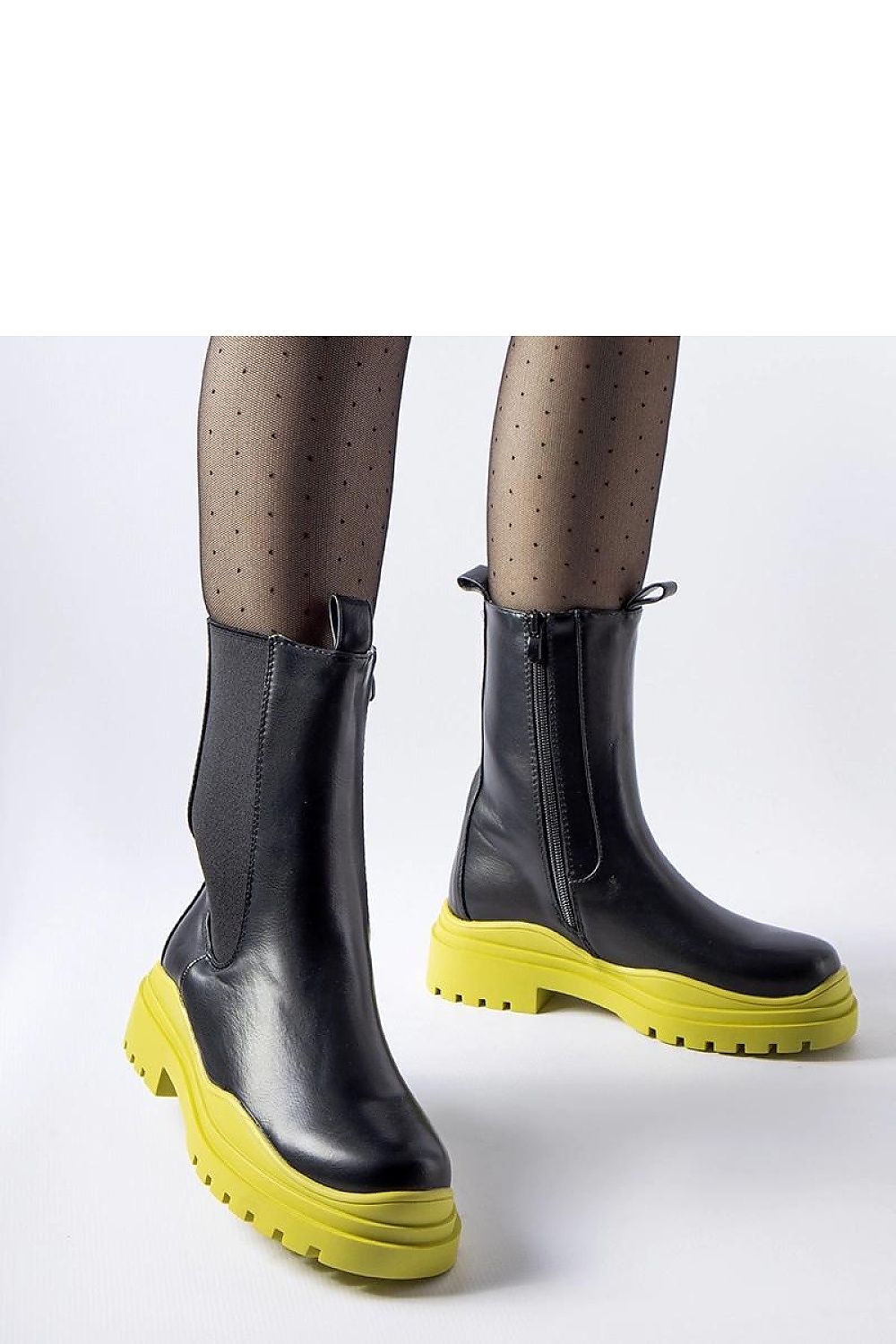  Laarsjes model 204837 Solea 