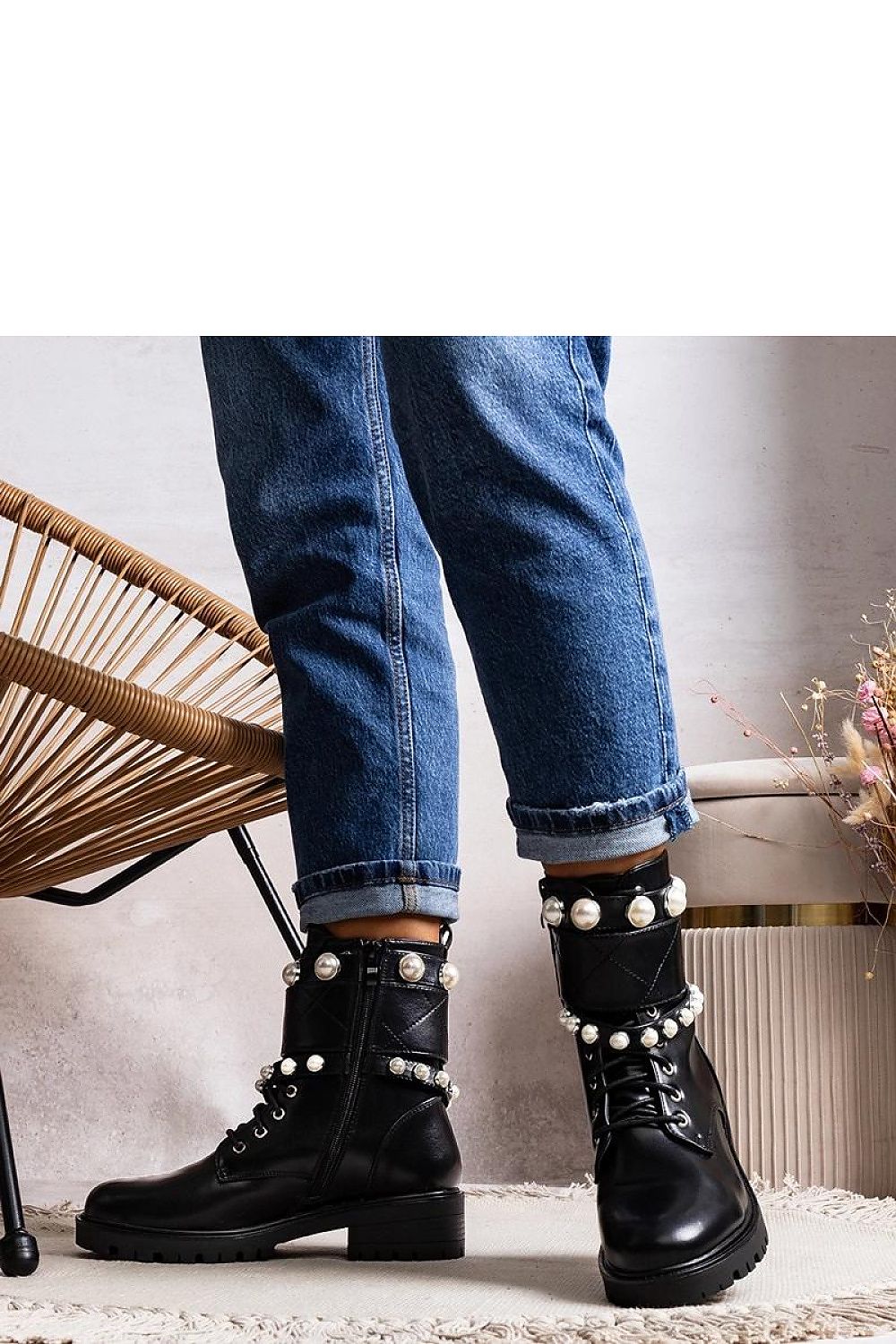  Laarsjes model 204855 Solea 