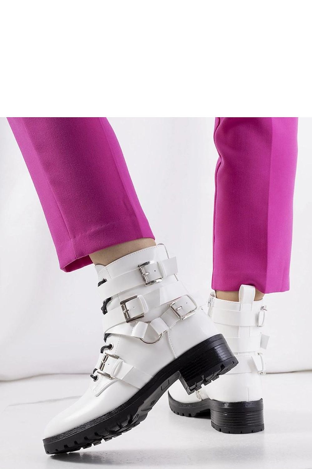  Laarsjes model 204857 Solea 