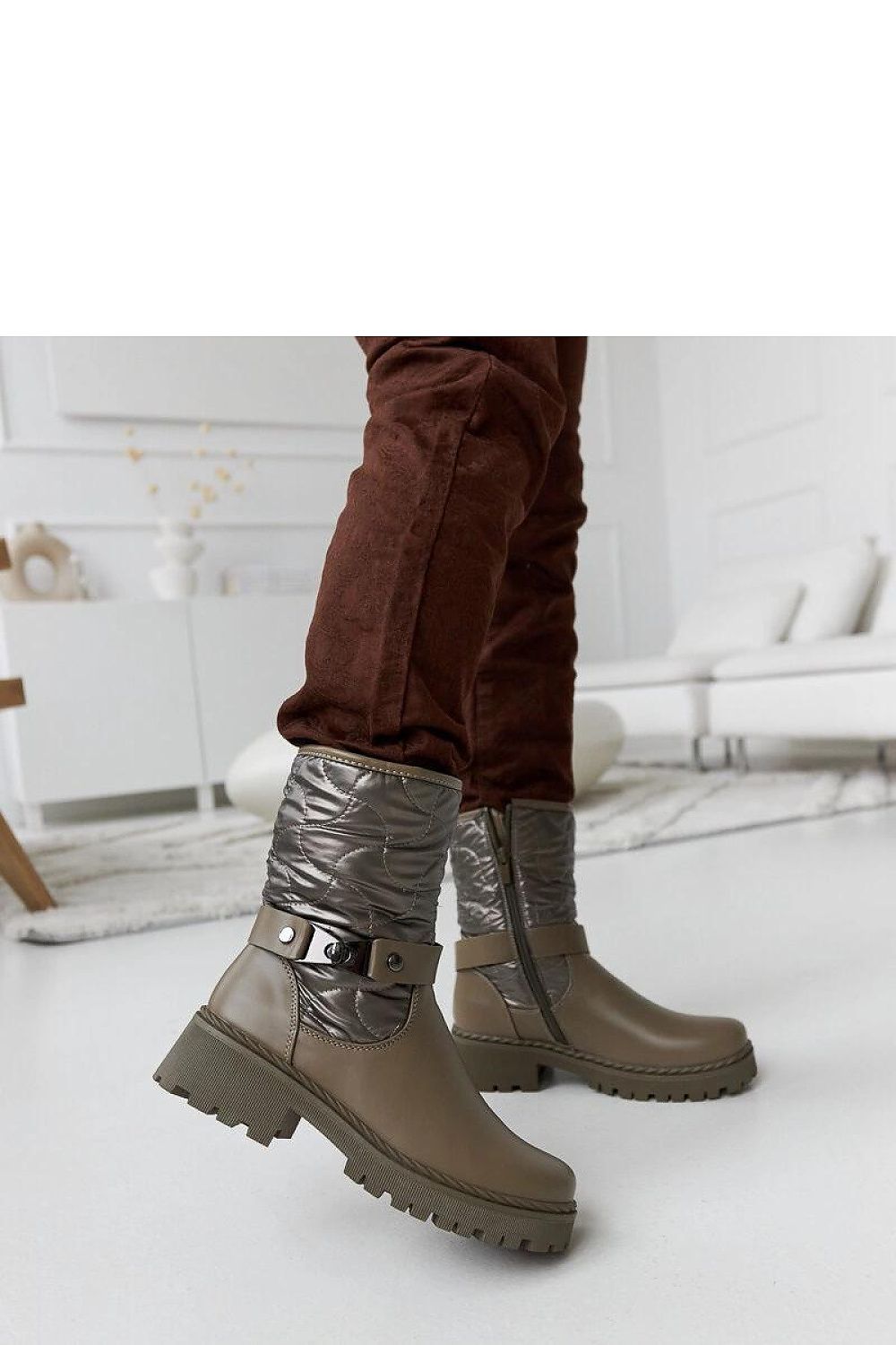  Laarsjes model 205051 Solea 