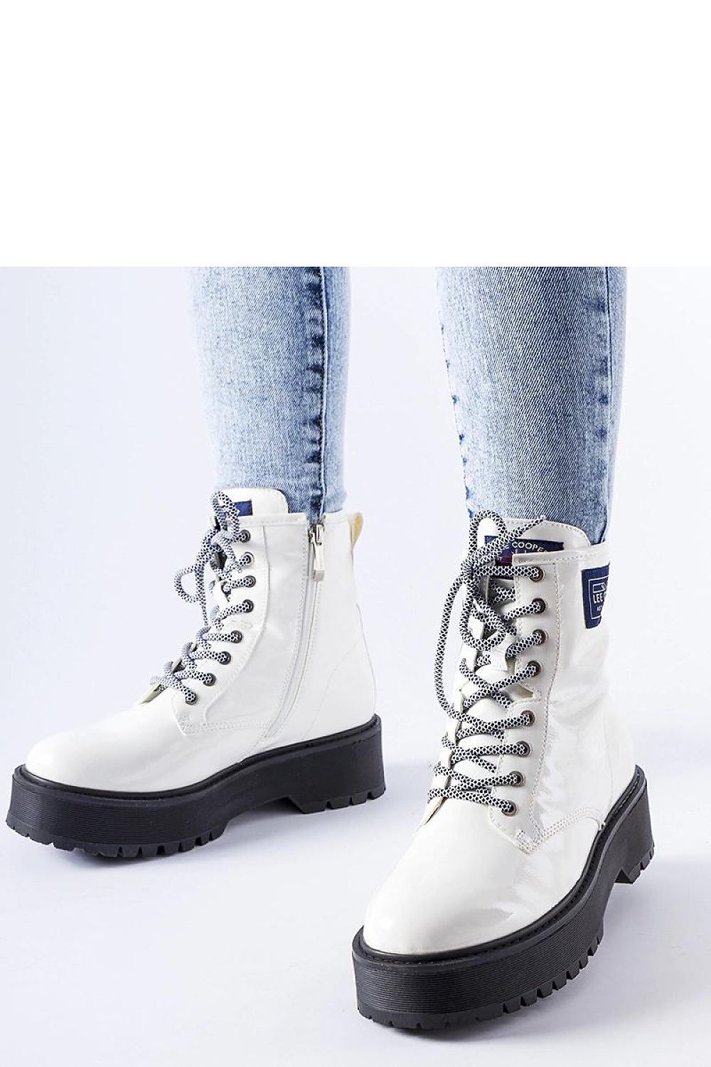  Laarsjes model 205055 Solea 