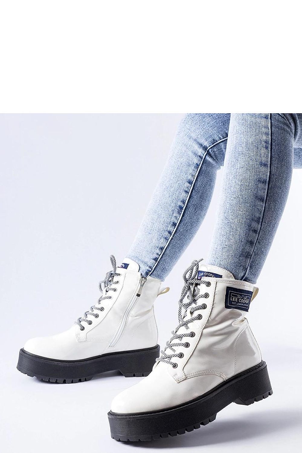  Laarsjes model 205055 Solea 