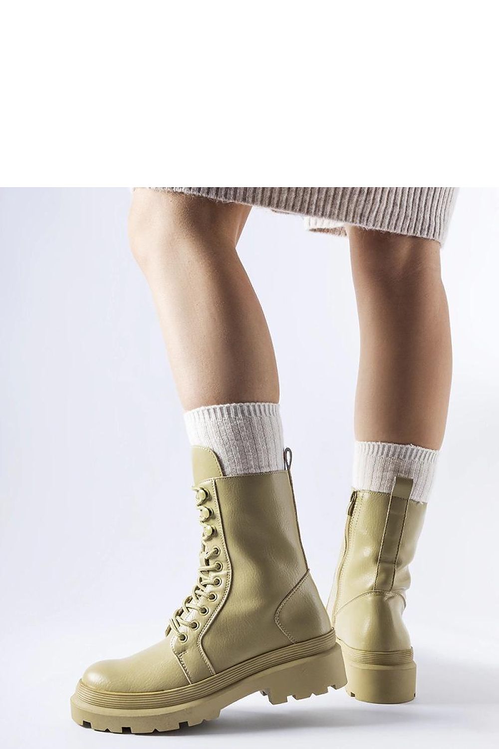 Laarsjes model 205073 Solea 