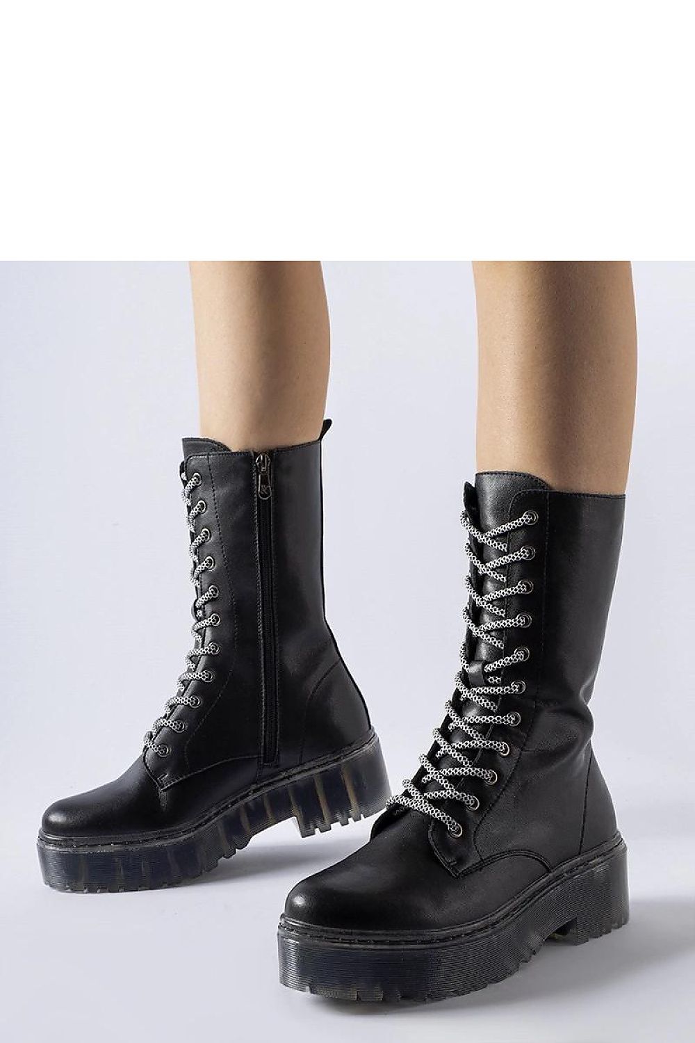  Laarsjes model 205082 Solea 