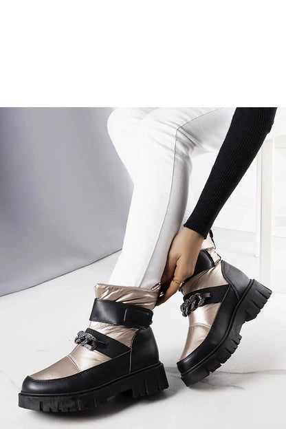  Laarsjes model 205141 Solea 