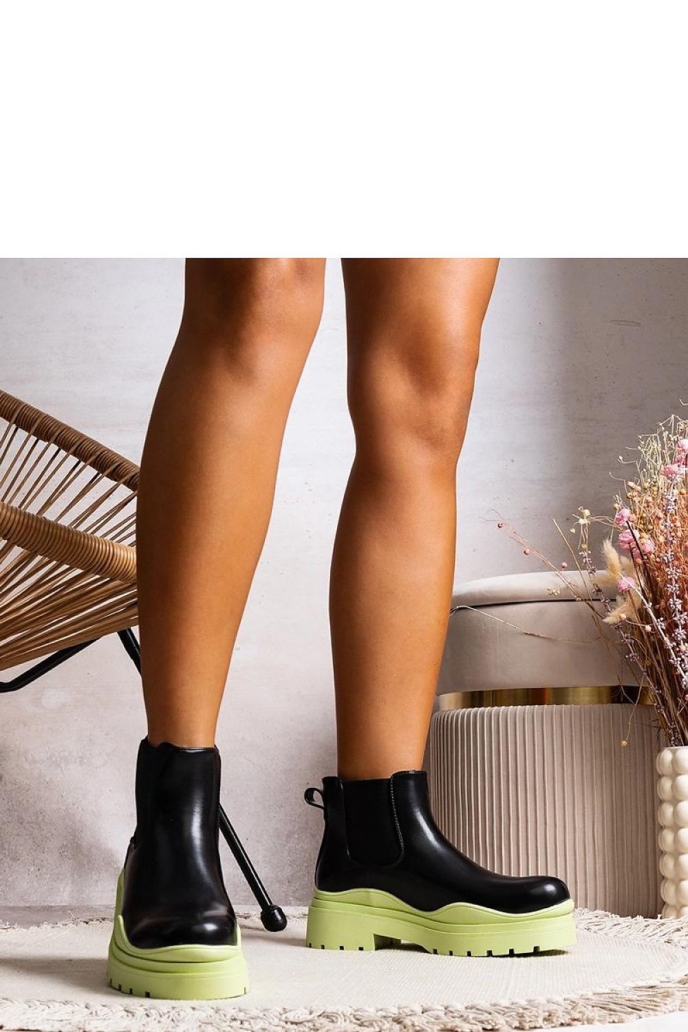  Laarsjes model 205151 Solea 