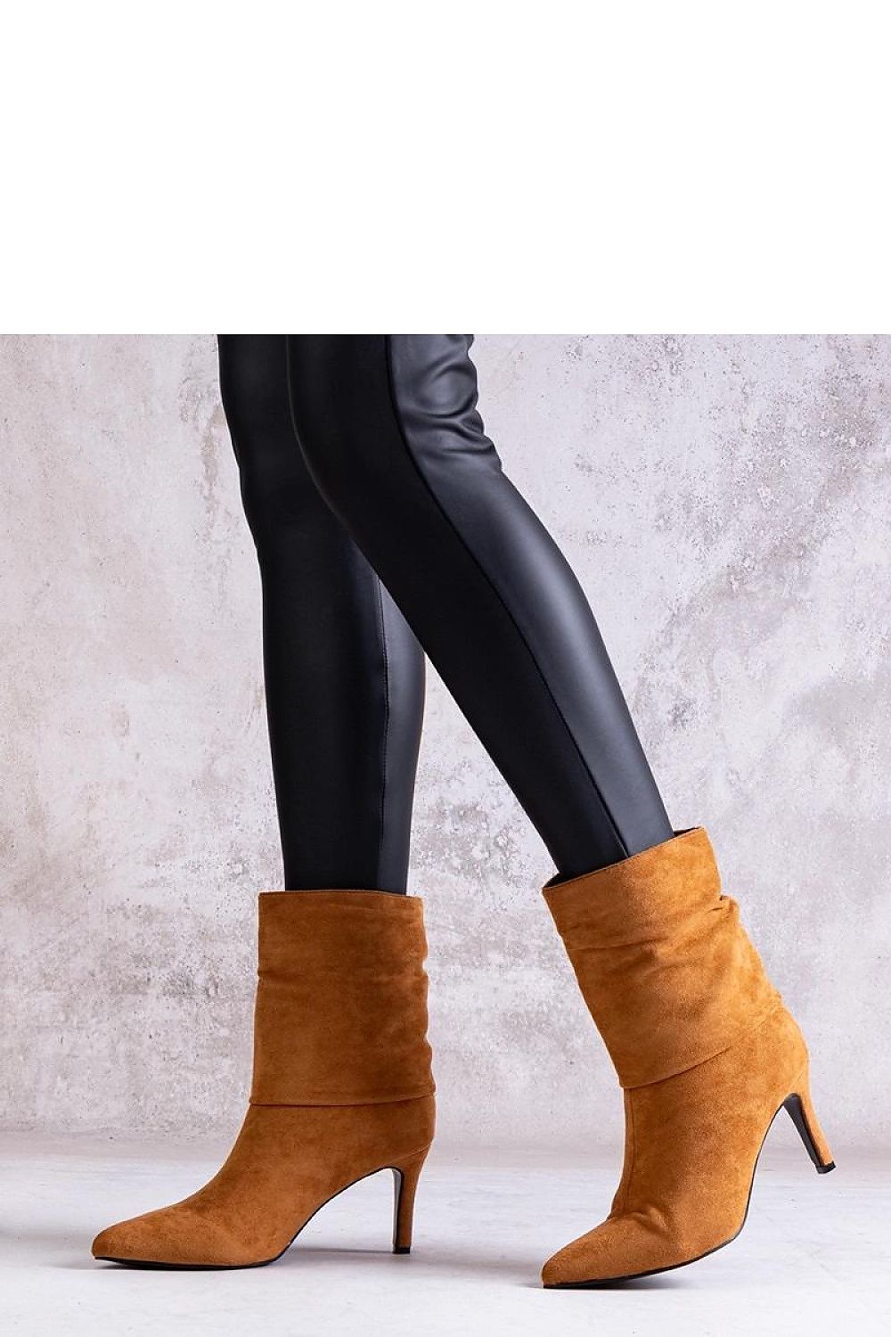  Laarsjes met hoge hak model 205808 Solea 