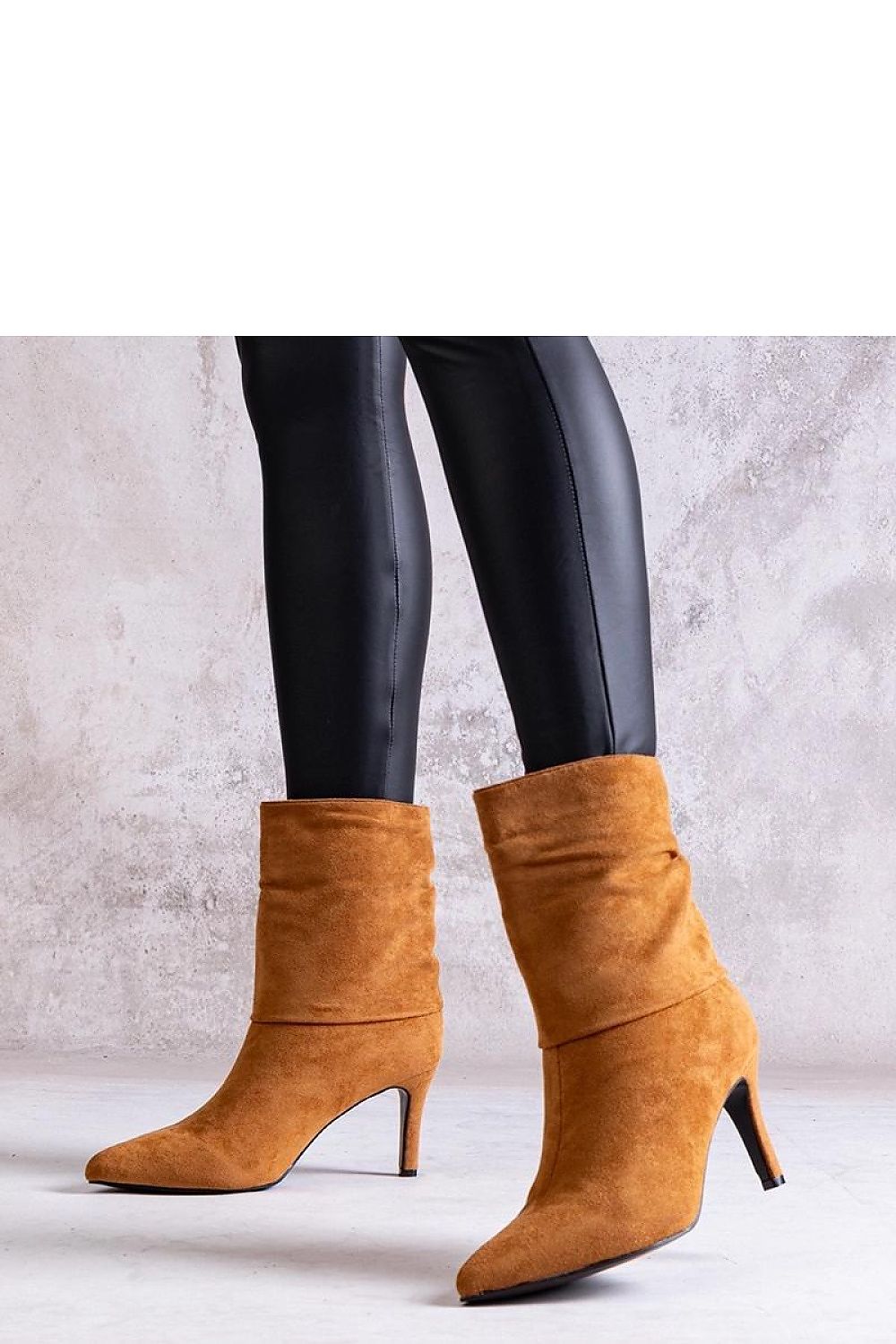  Laarsjes met hoge hak model 205808 Solea 