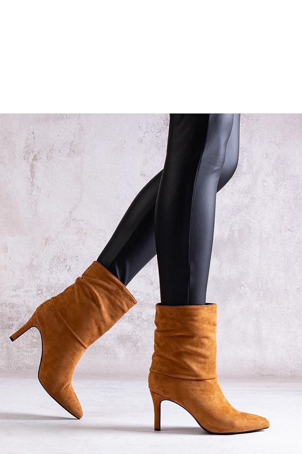  Laarsjes met hoge hak model 205808 Solea 