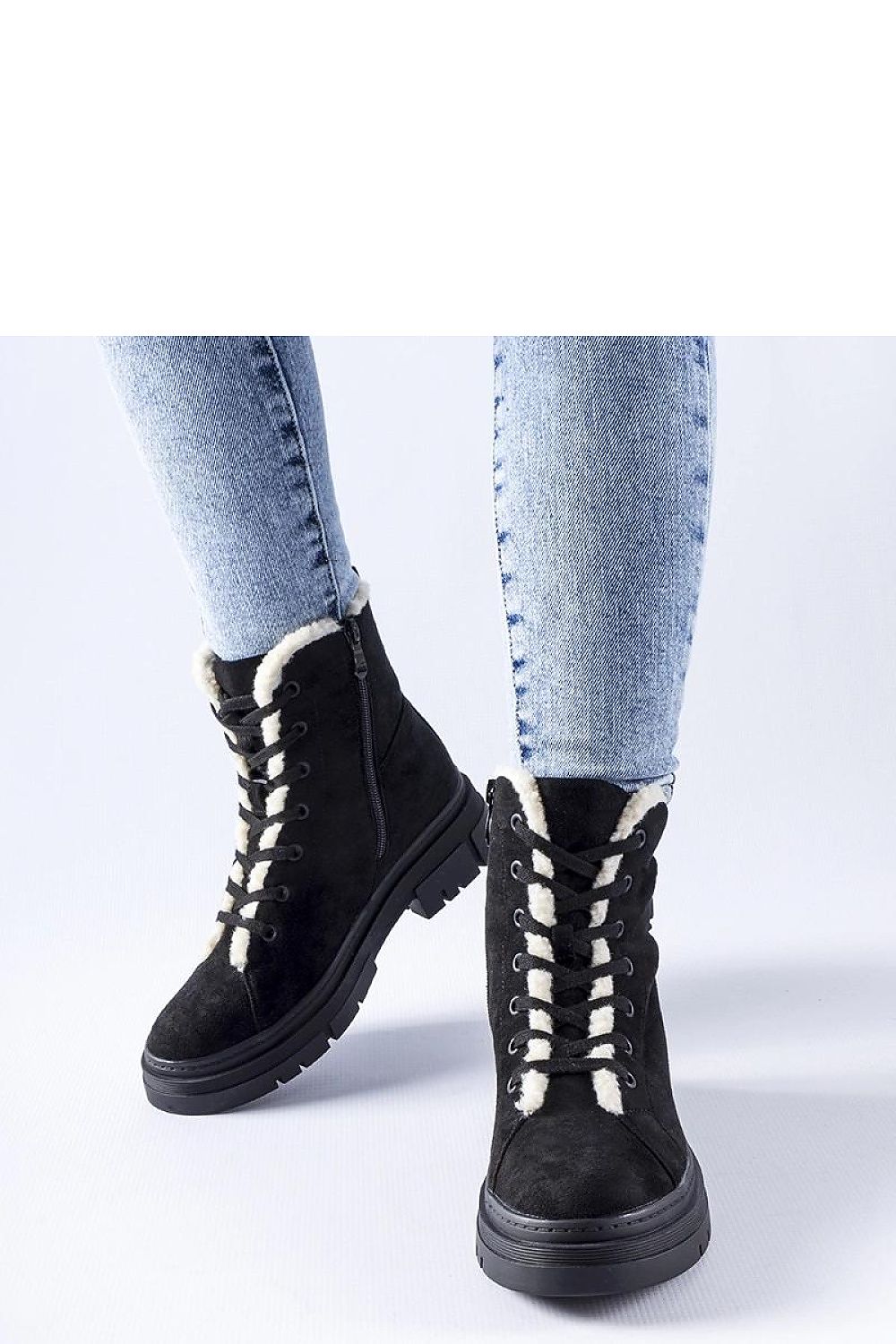  Laarsjes model 205813 Solea 