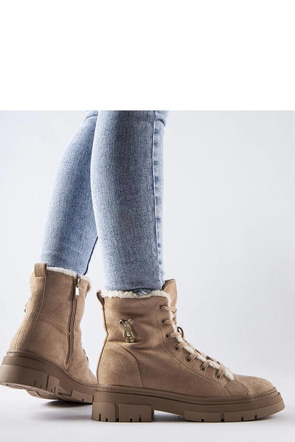  Laarsjes model 205814 Solea 