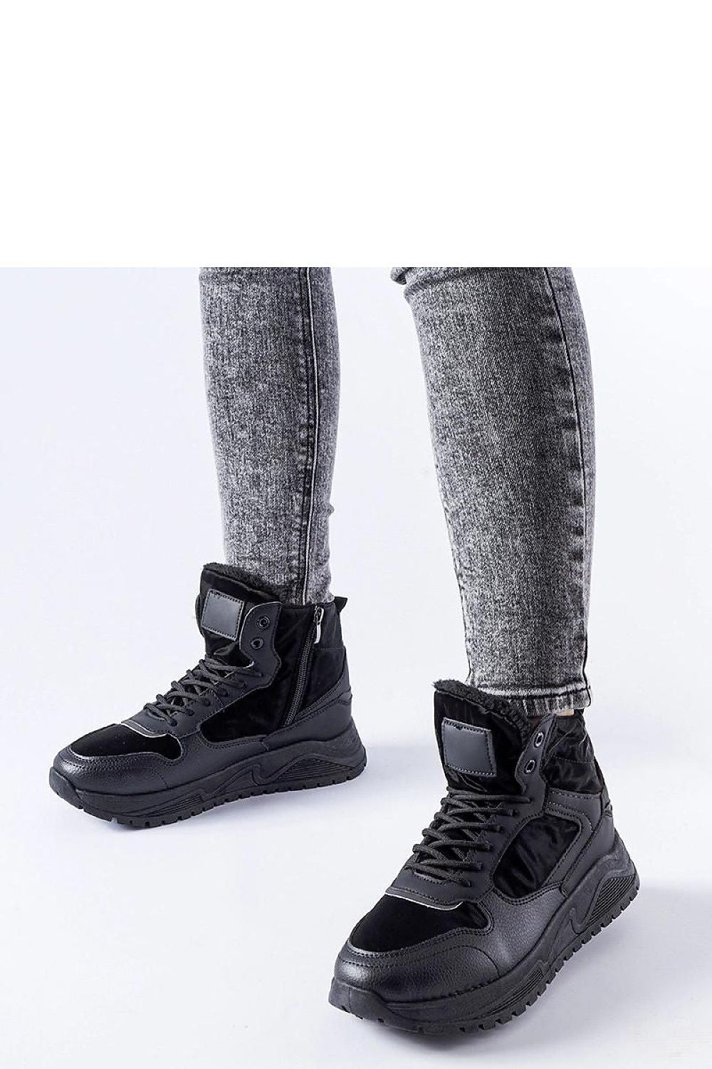  Laarsjes model 205825 Solea 