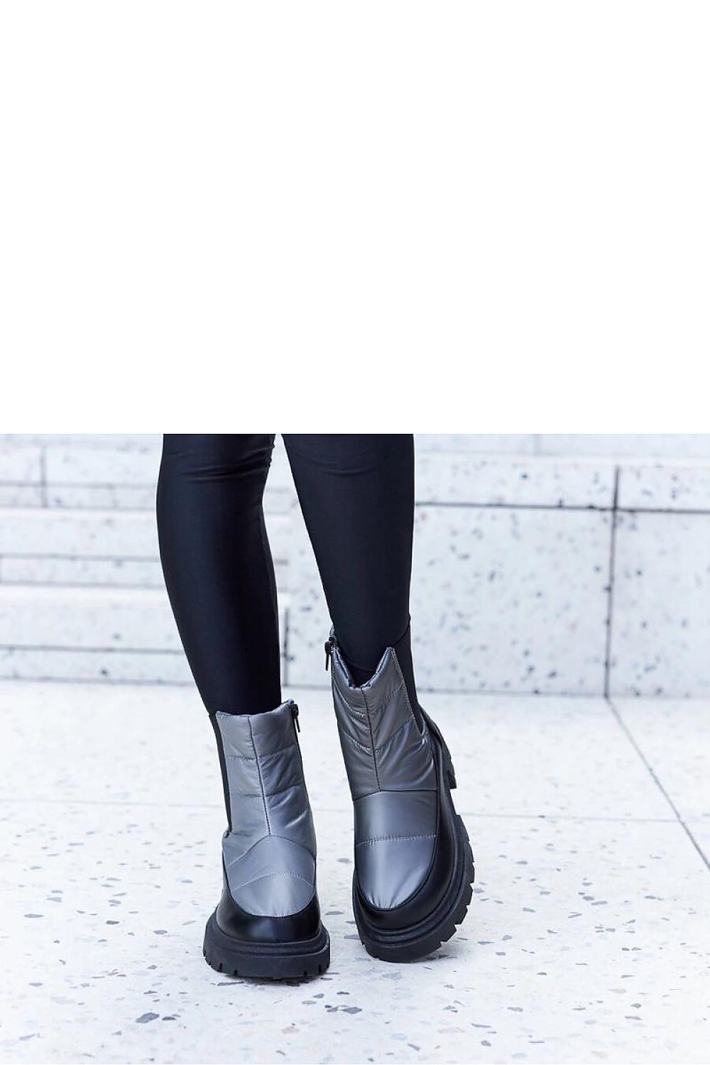  Laarsjes model 205864 Solea 
