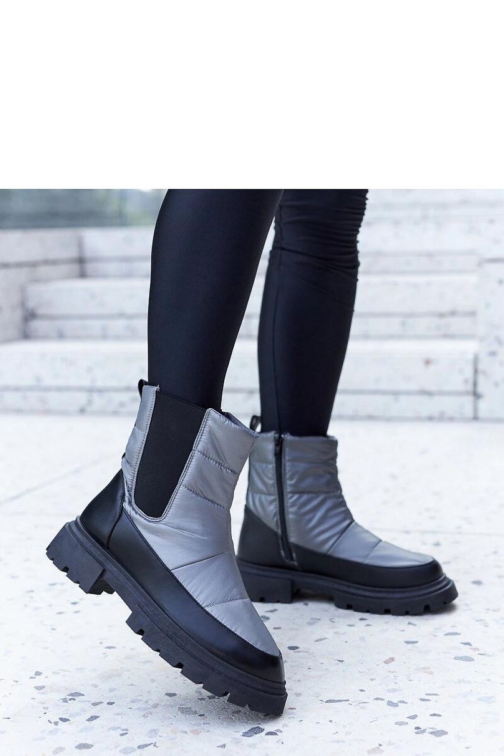  Laarsjes model 205864 Solea 