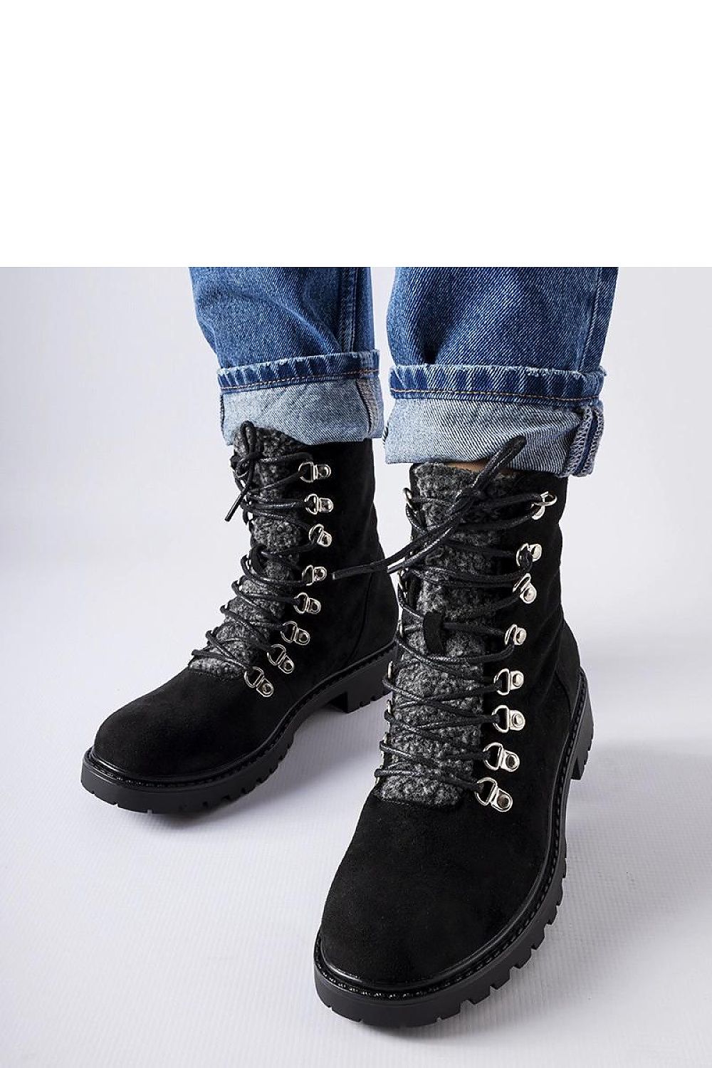  Laarsjes model 205869 Solea 
