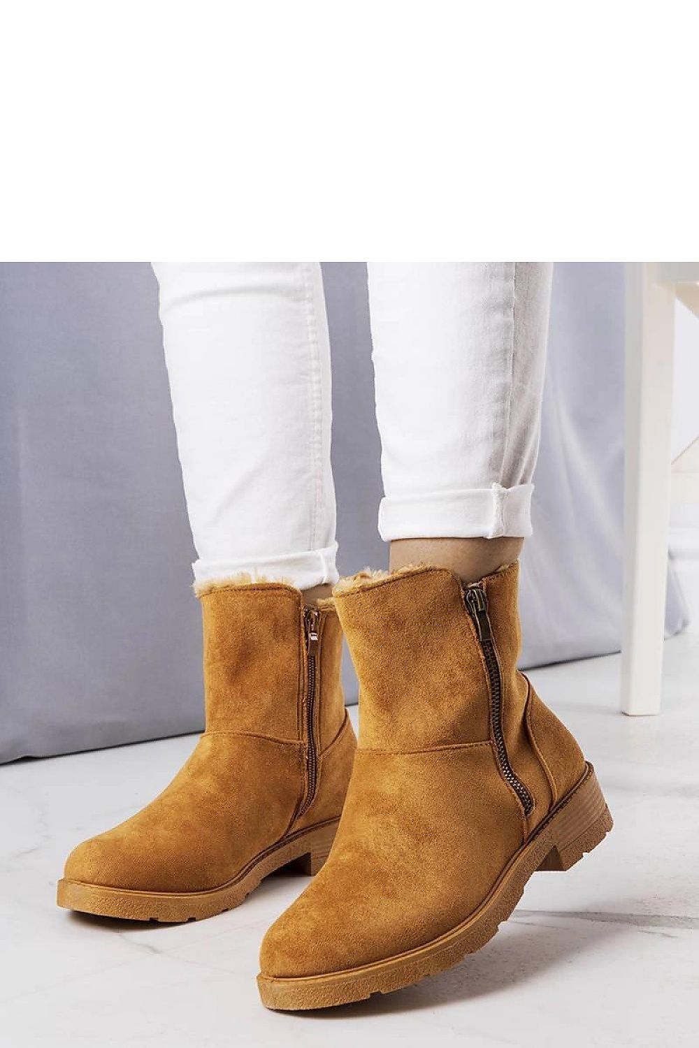  Laarsjes model 205882 Solea 