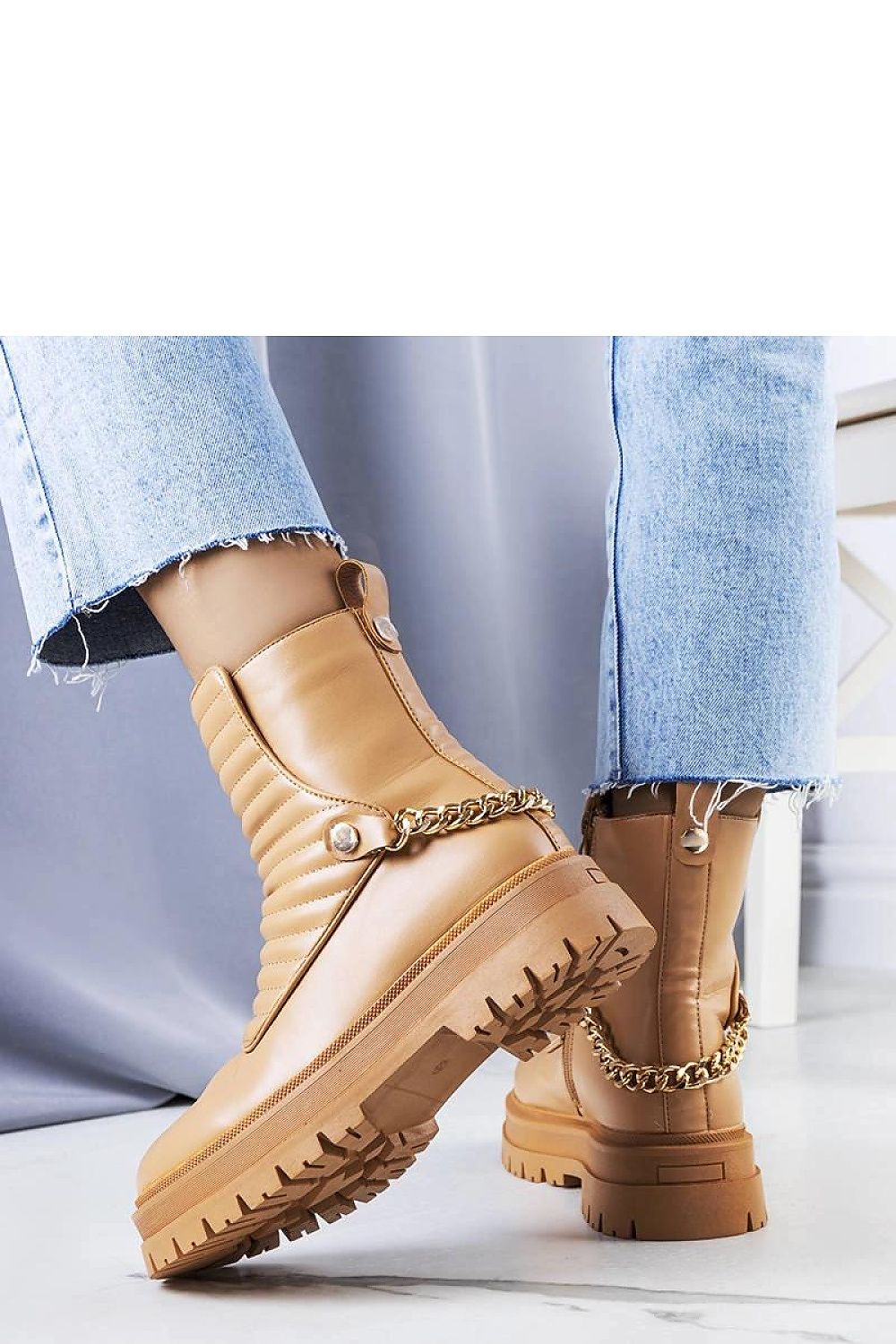  Laarsjes model 205888 Solea 