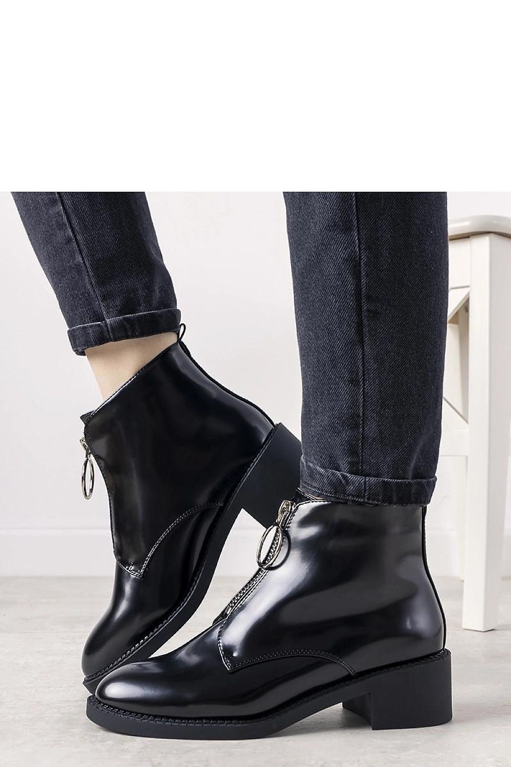  Laarsjes model 205905 Solea 