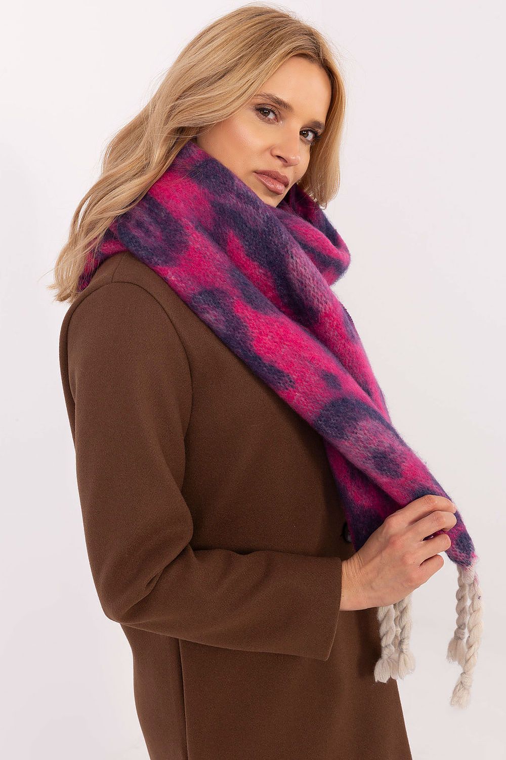  sjaal model 205963 AT 