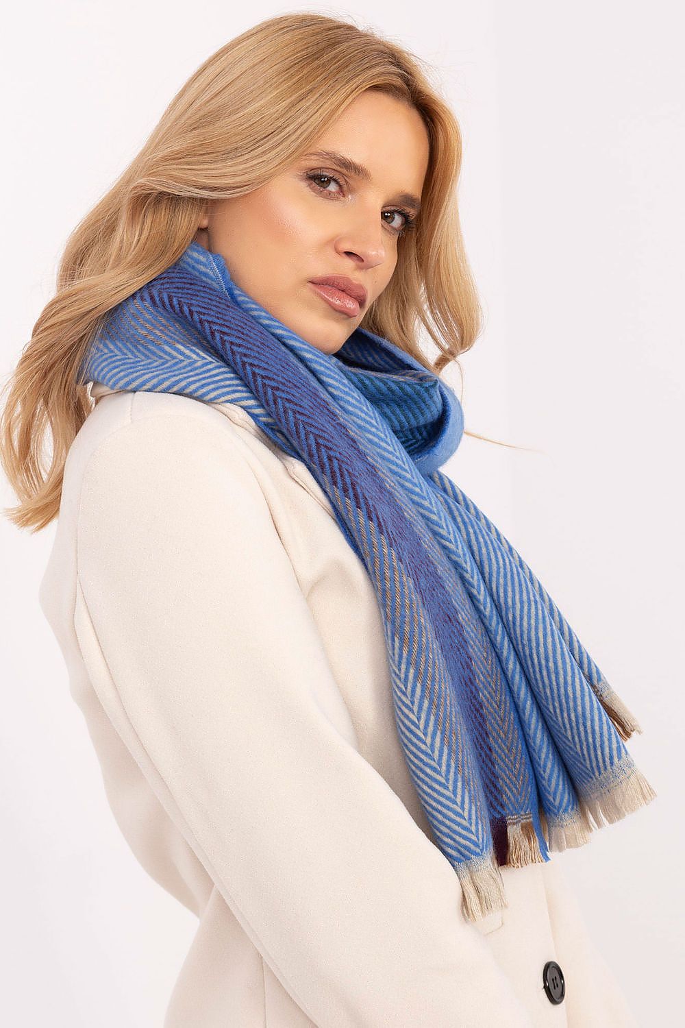  sjaal model 206040 AT 