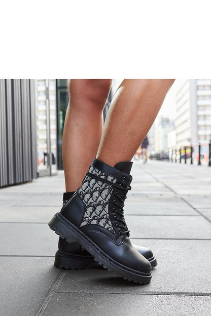  Laarsjes model 206531 Solea 