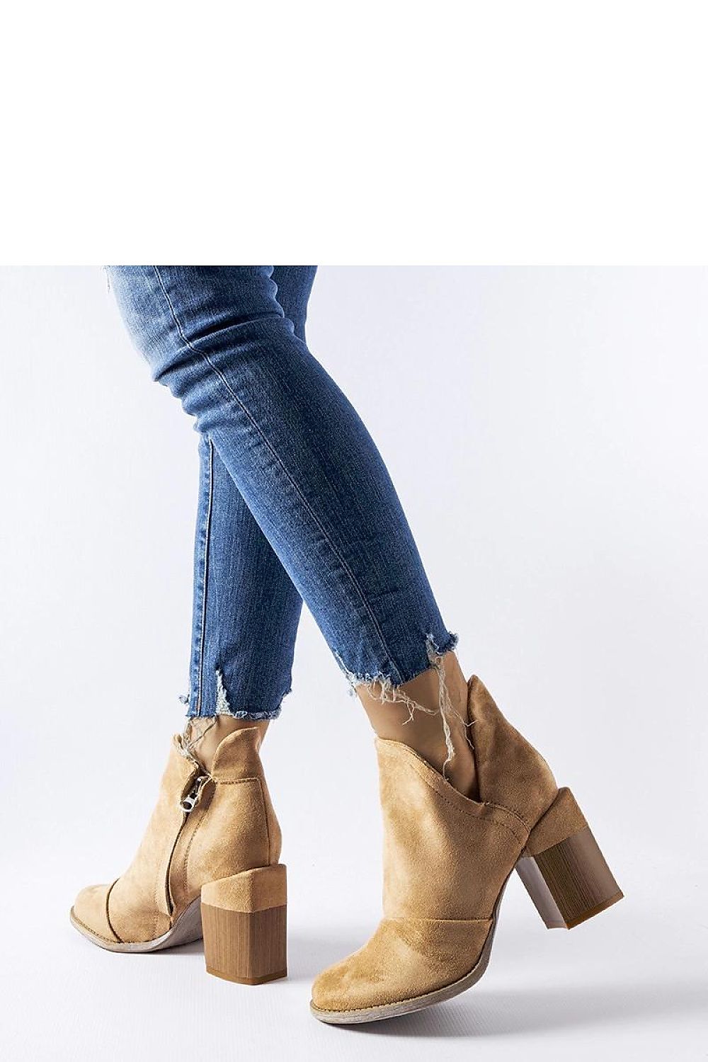  Laarsjes op sleehak model 206573 Solea 