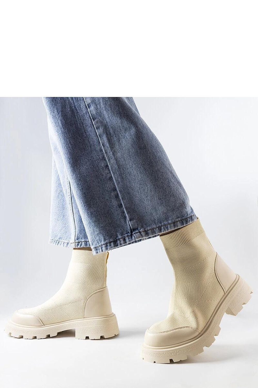  Laarsjes model 206584 Solea 