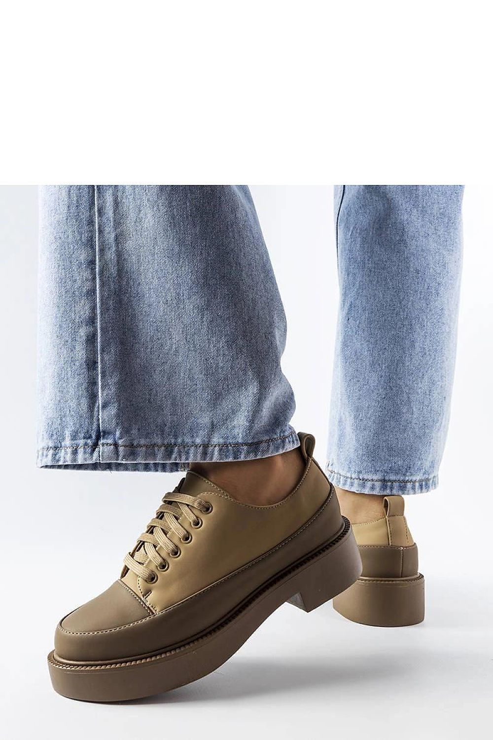  schoenen model 207043 Solea 