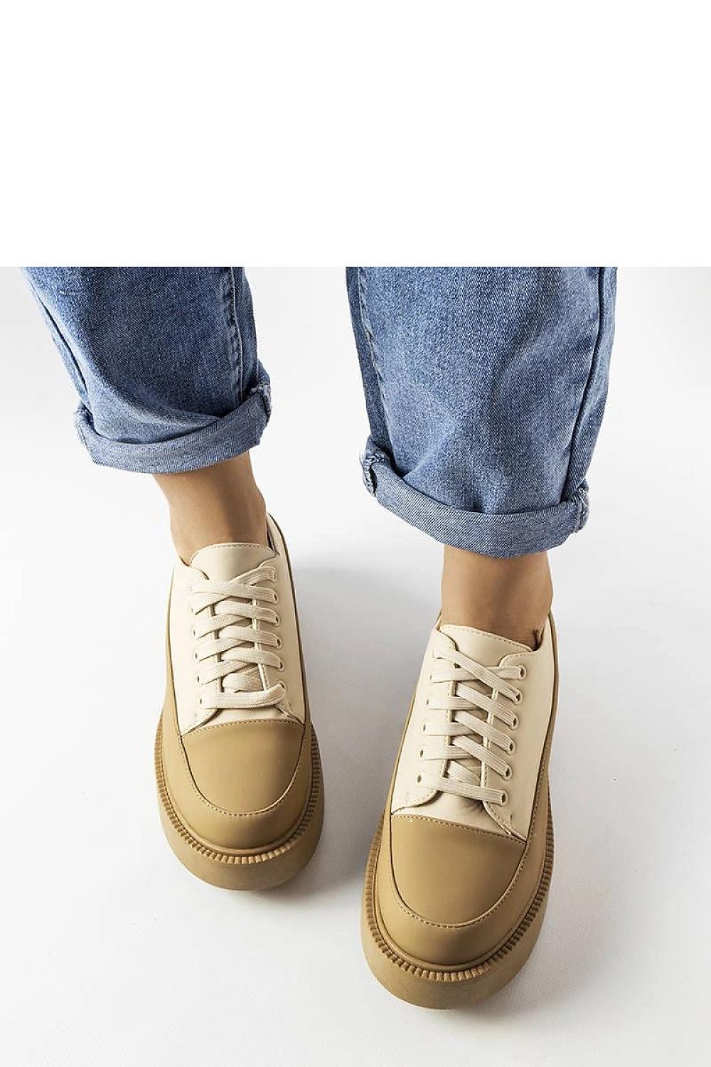  schoenen model 207044 Solea 