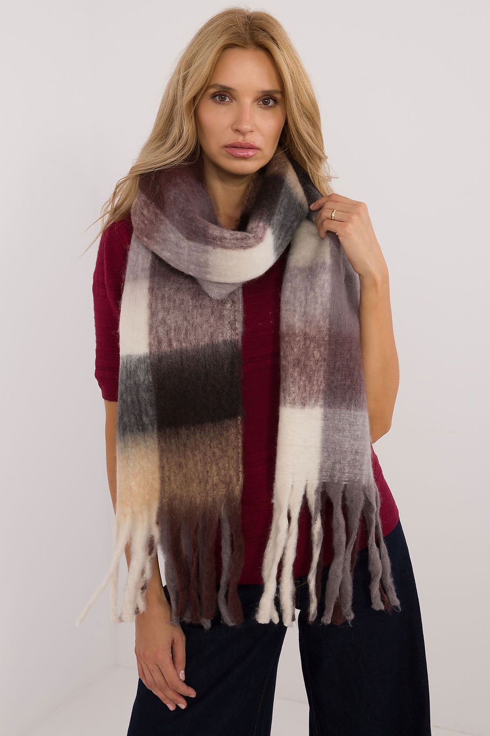  sjaal model 208267 AT 
