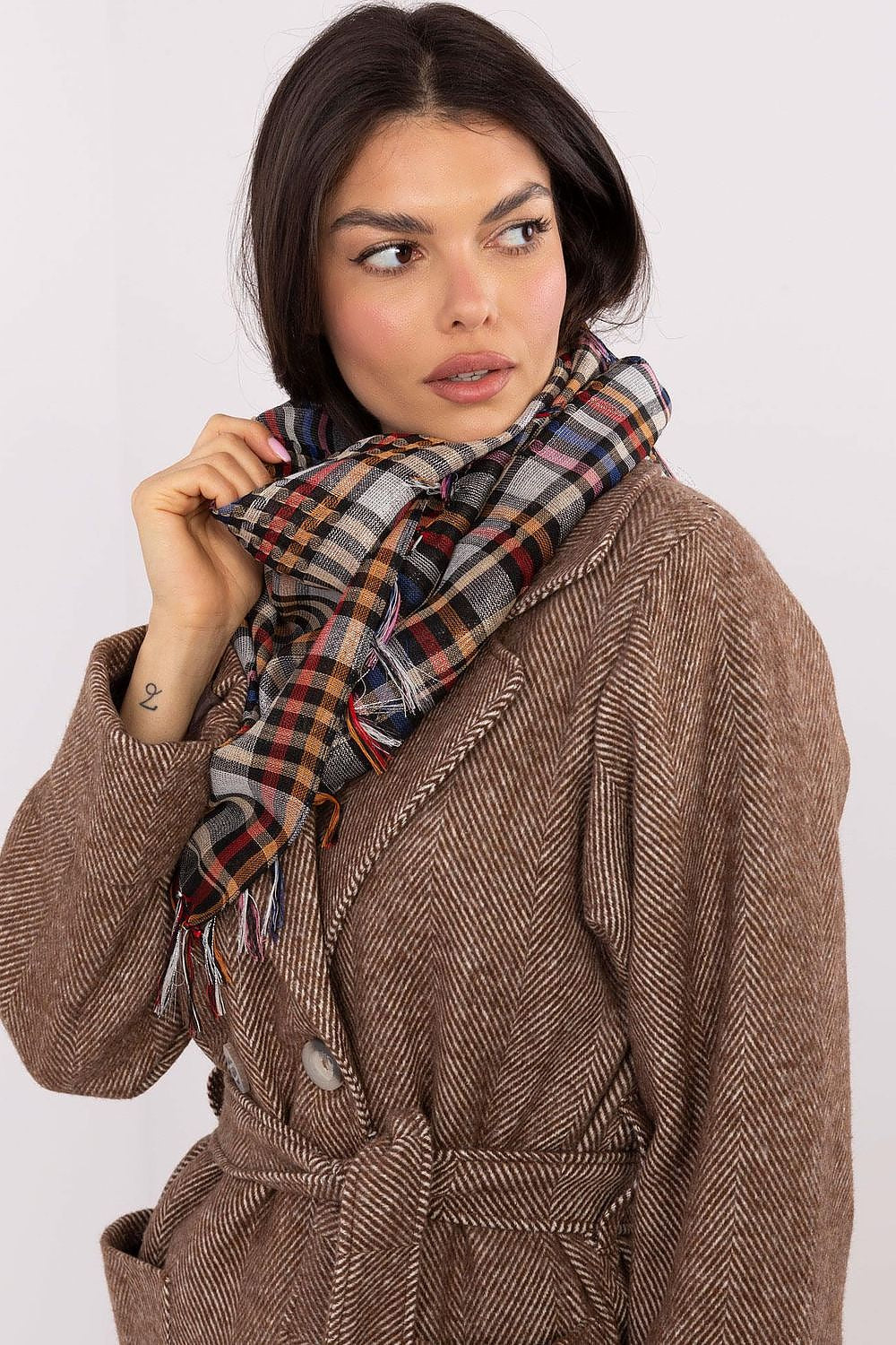  sjaal model 208382 AT 