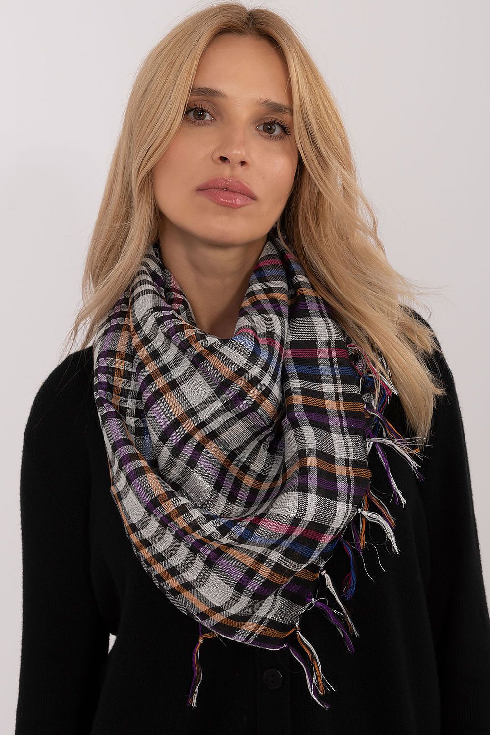  sjaal model 208384 AT 