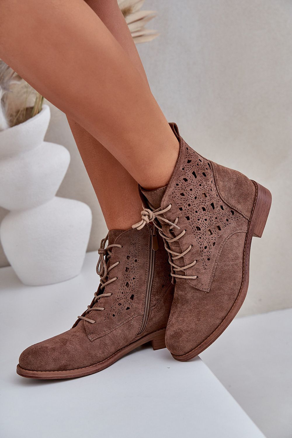  Laarsjes model 208469 Step in style 