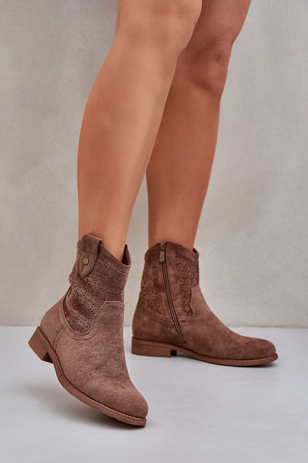  Laarsjes model 208472 Step in style 