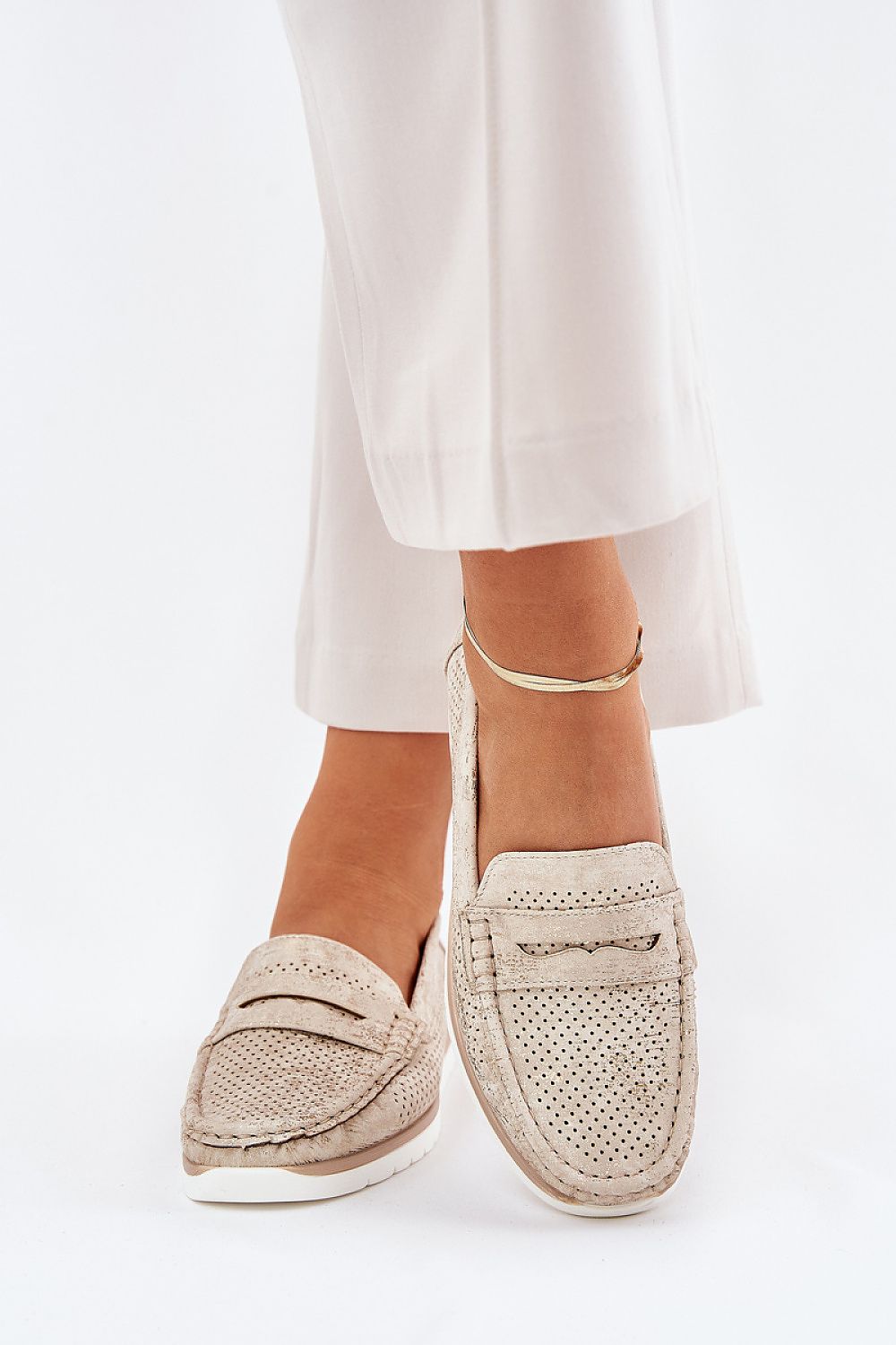  Moccassins model 209784 Step in style 