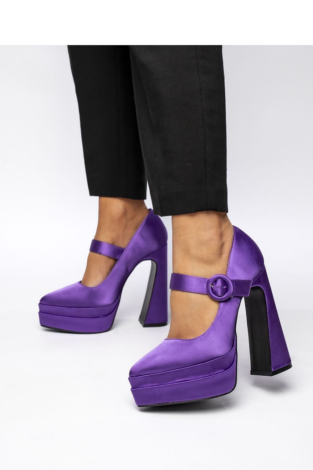  Pumps met dikke hak model 210331 Inello 