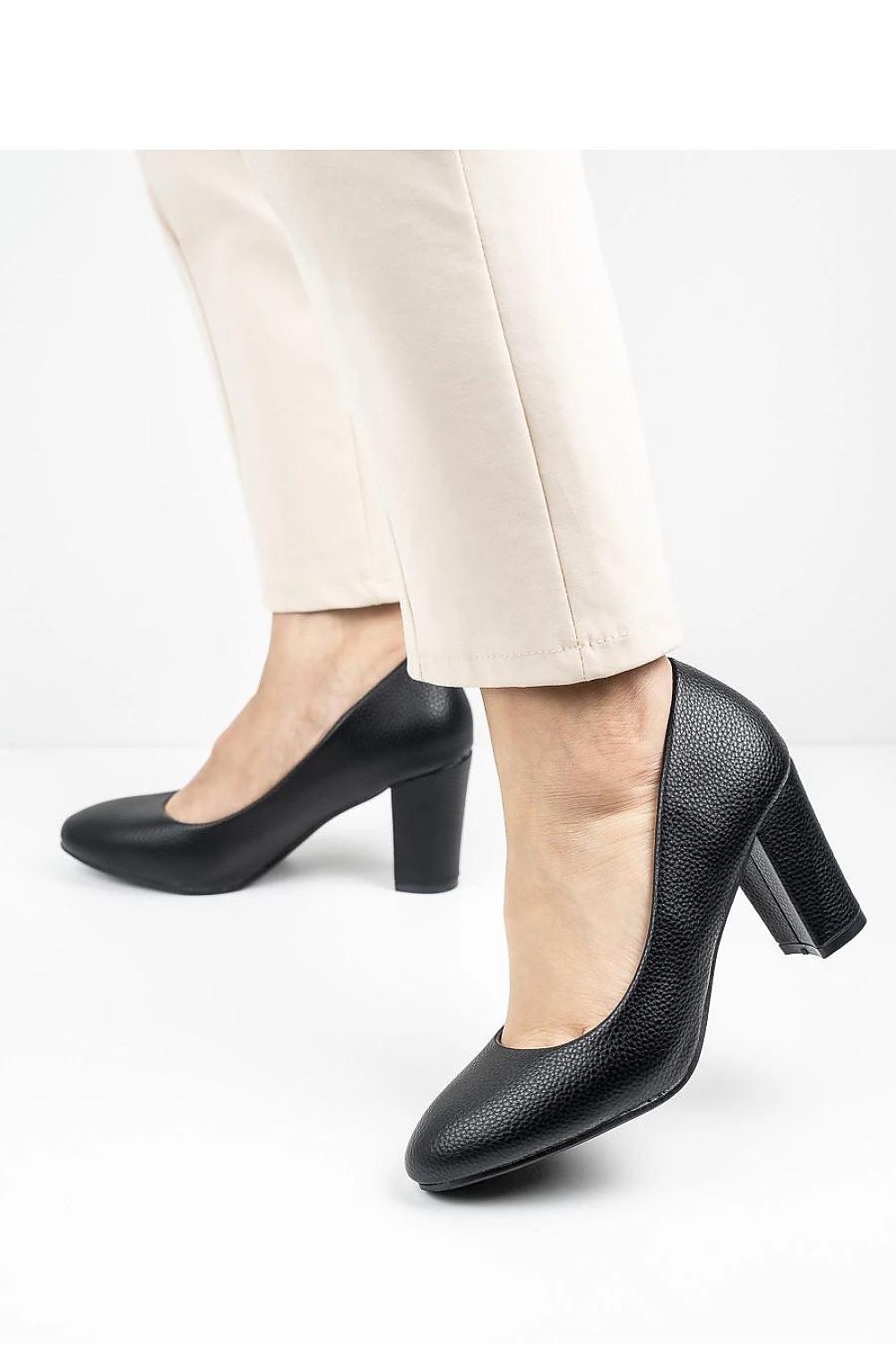  Pumps met dikke hak model 213149 Inello 
