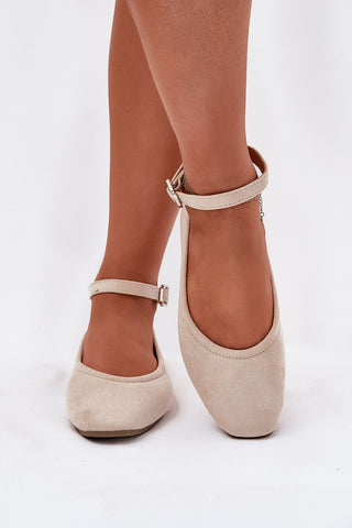  Ballerina\'s model 213894 Step in style 
