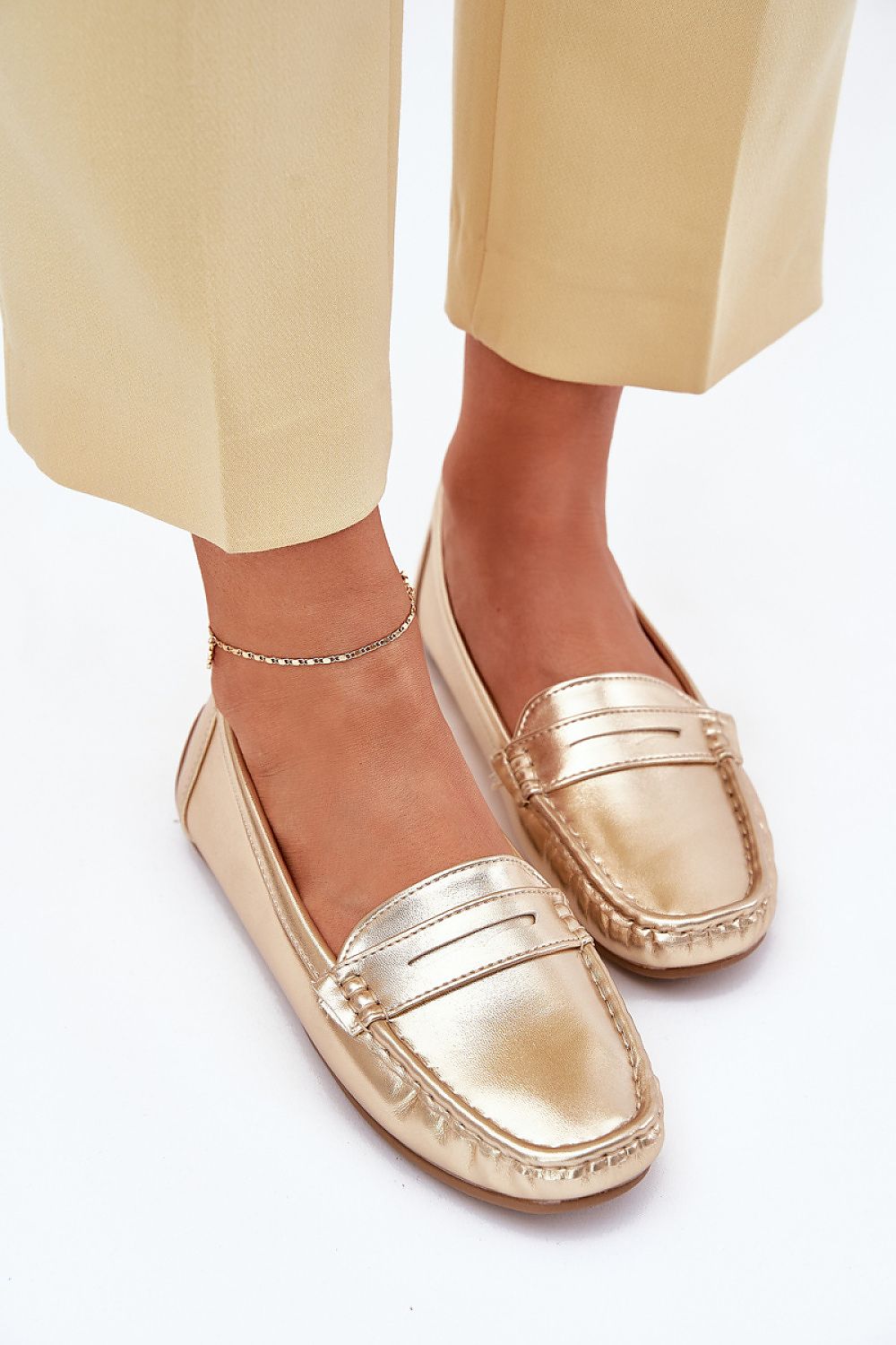  Moccassins model 214328 Step in style 
