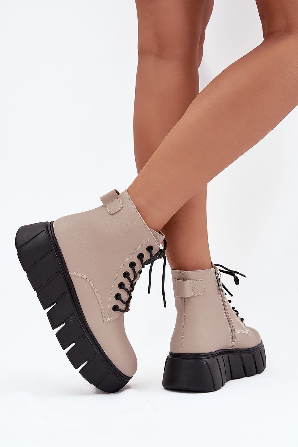  Laarsjes model 216833 Step in style 