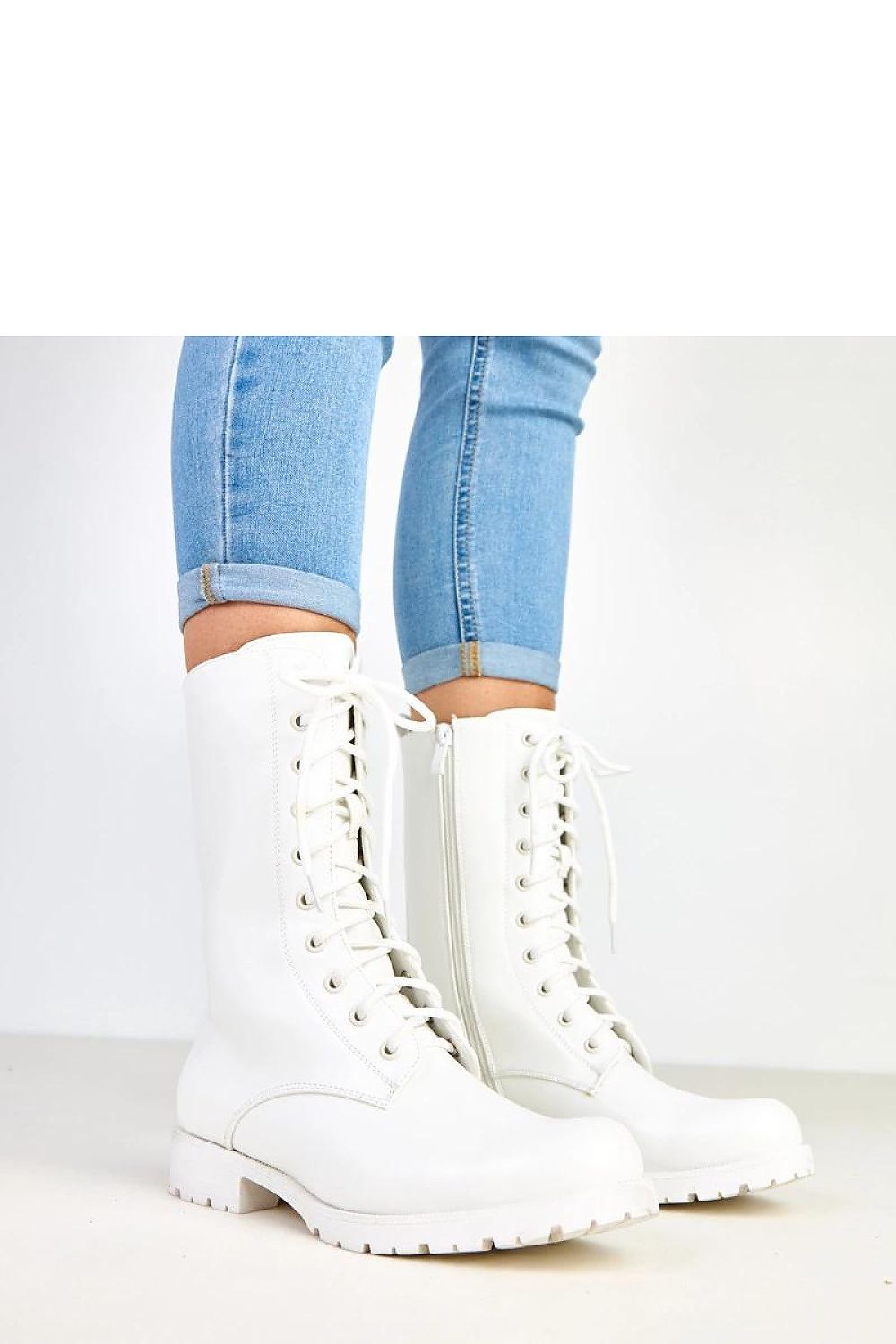  Laarsjes model 217909 Solea 